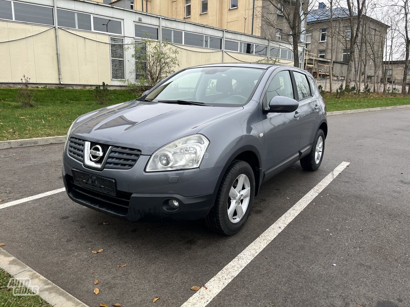 Nissan Qashqai 2008 г Внедорожник / Кроссовер