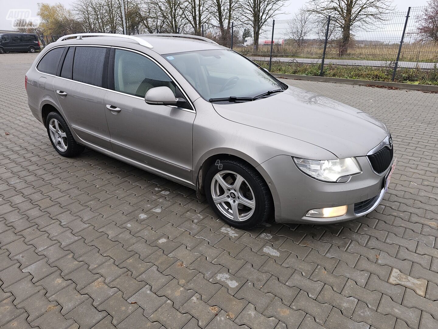 Skoda Superb 2011 г Универсал