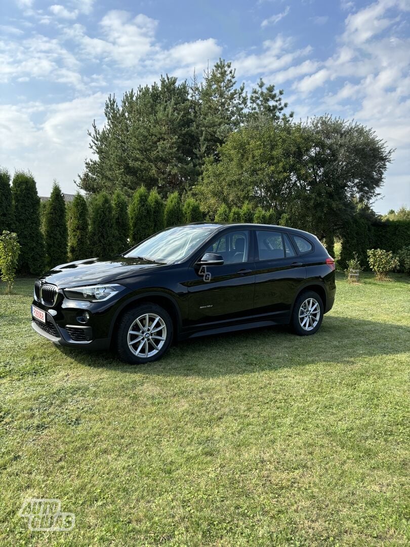 Bmw X1 2017 y Off-road / Crossover