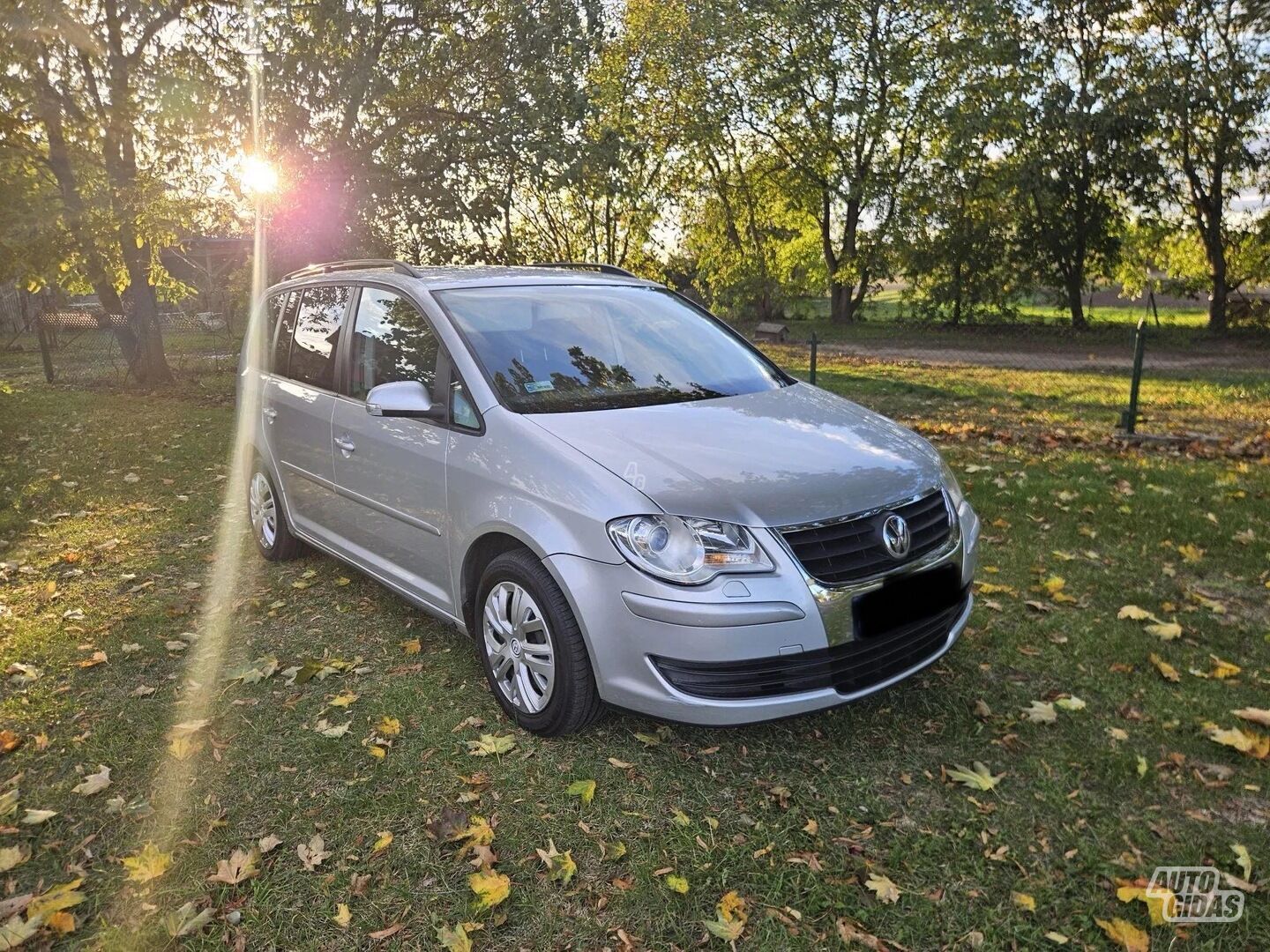 Volkswagen Touran 2009 y Van