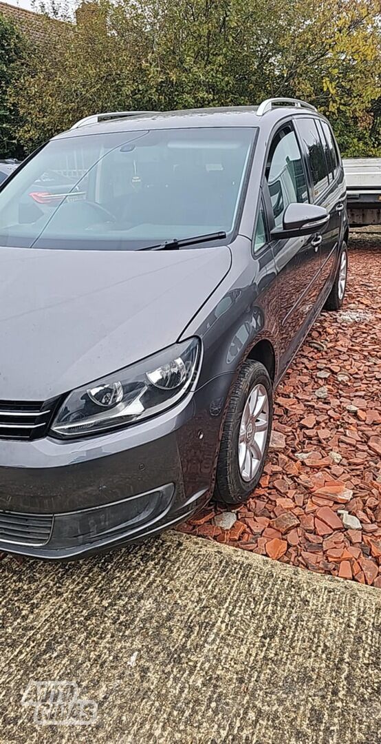 Volkswagen Touran 2011 y Van