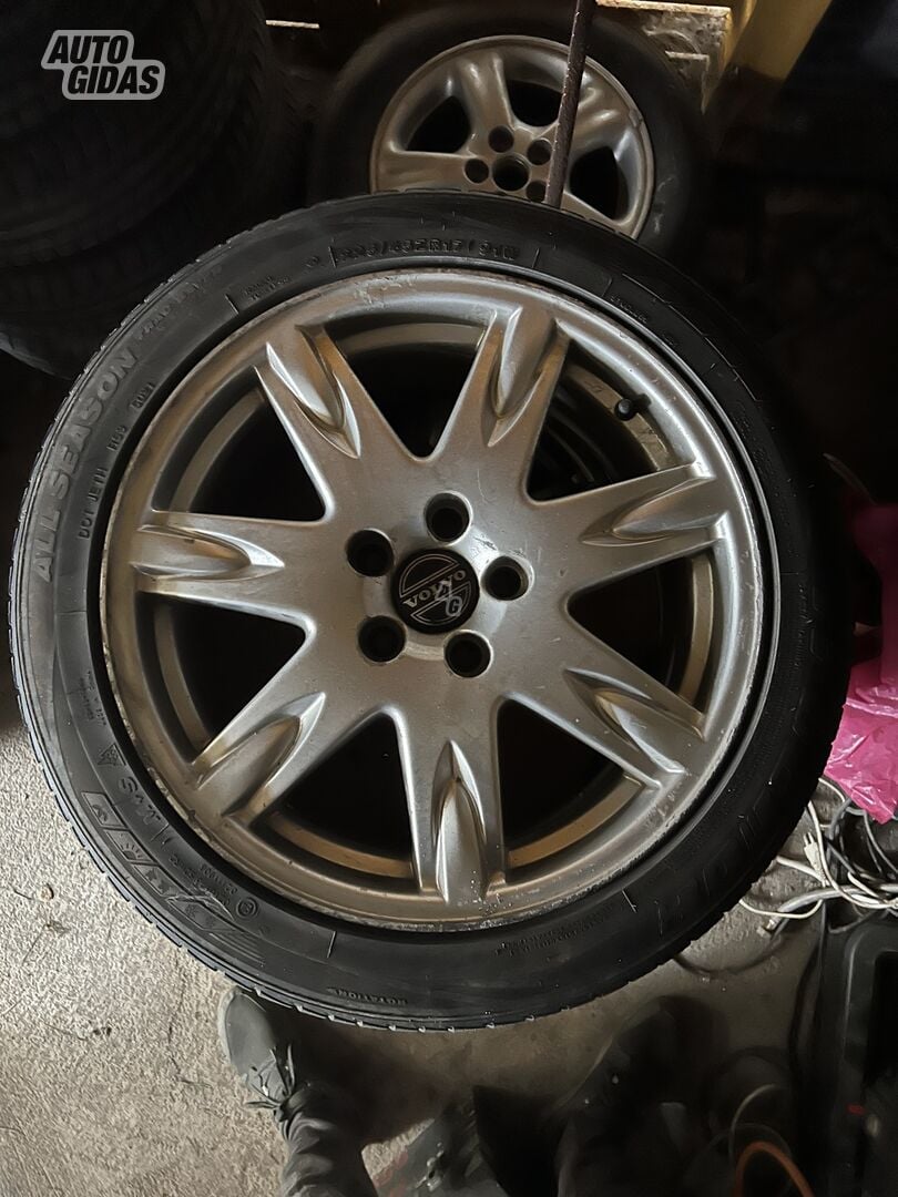 Light alloy R17 rims