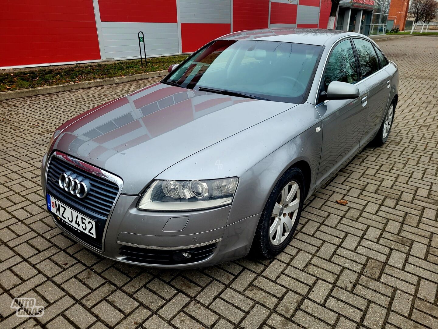 Audi A6 C6 2004 г