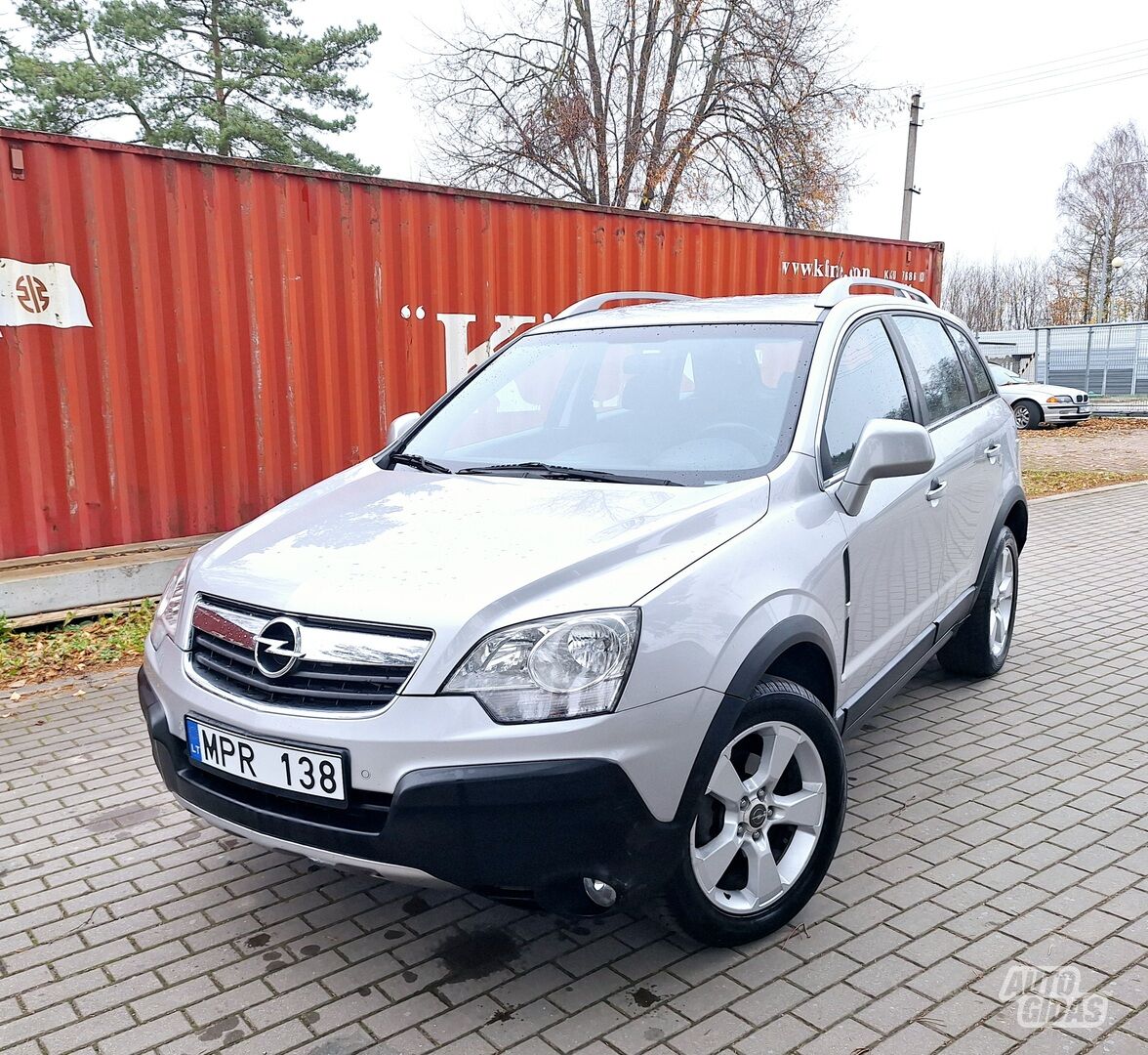 Opel Antara 2010 y Off-road / Crossover