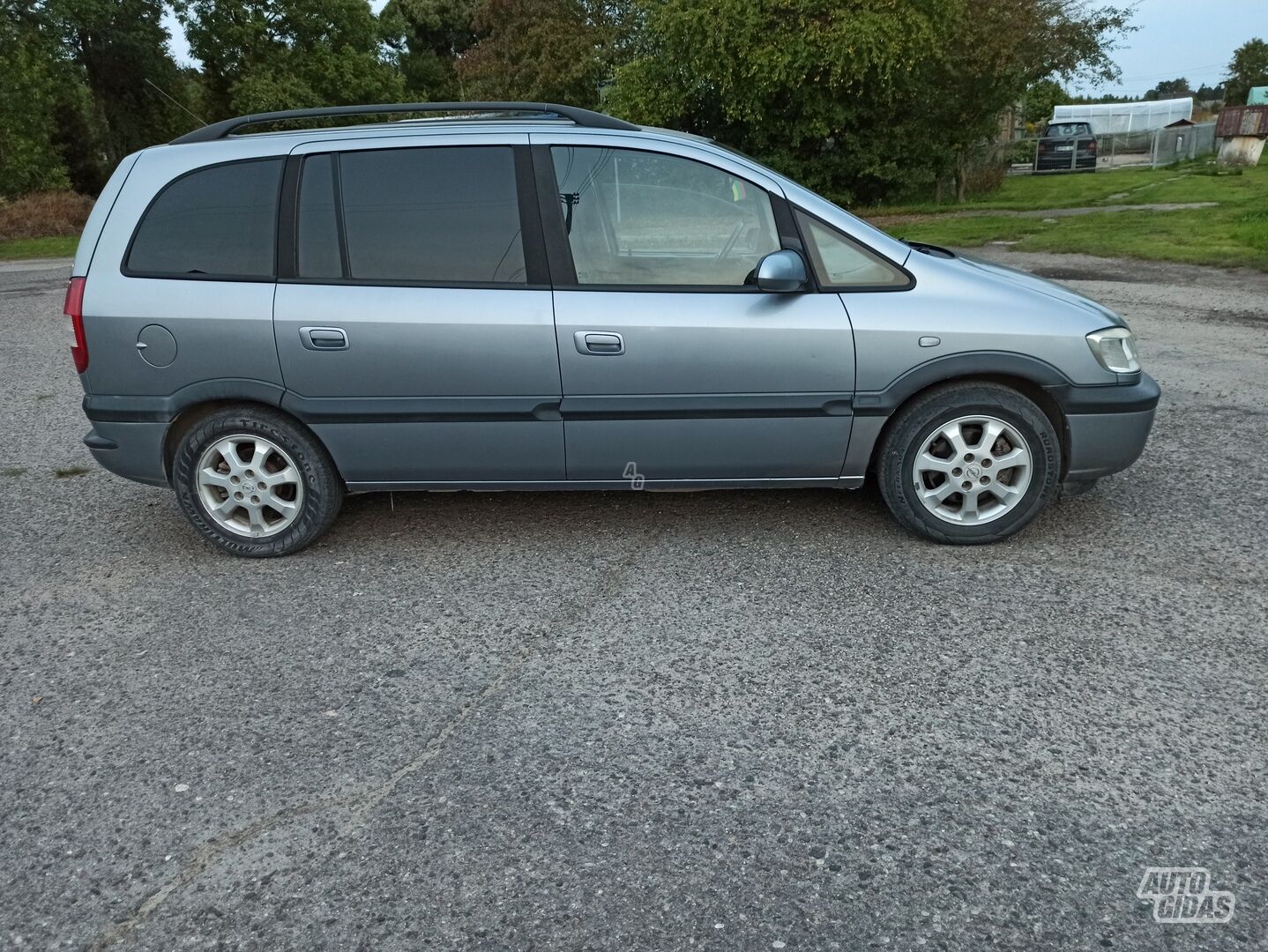 Opel Zafira A 2003 г