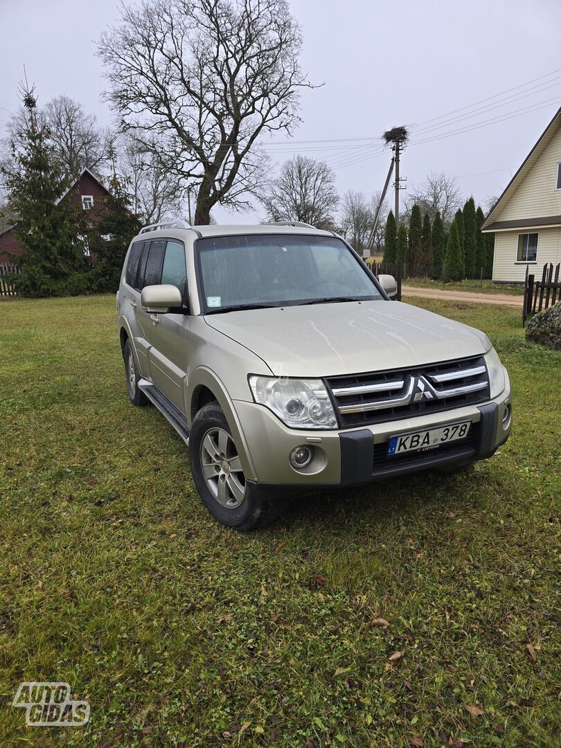 Mitsubishi Pajero IV 2009 г