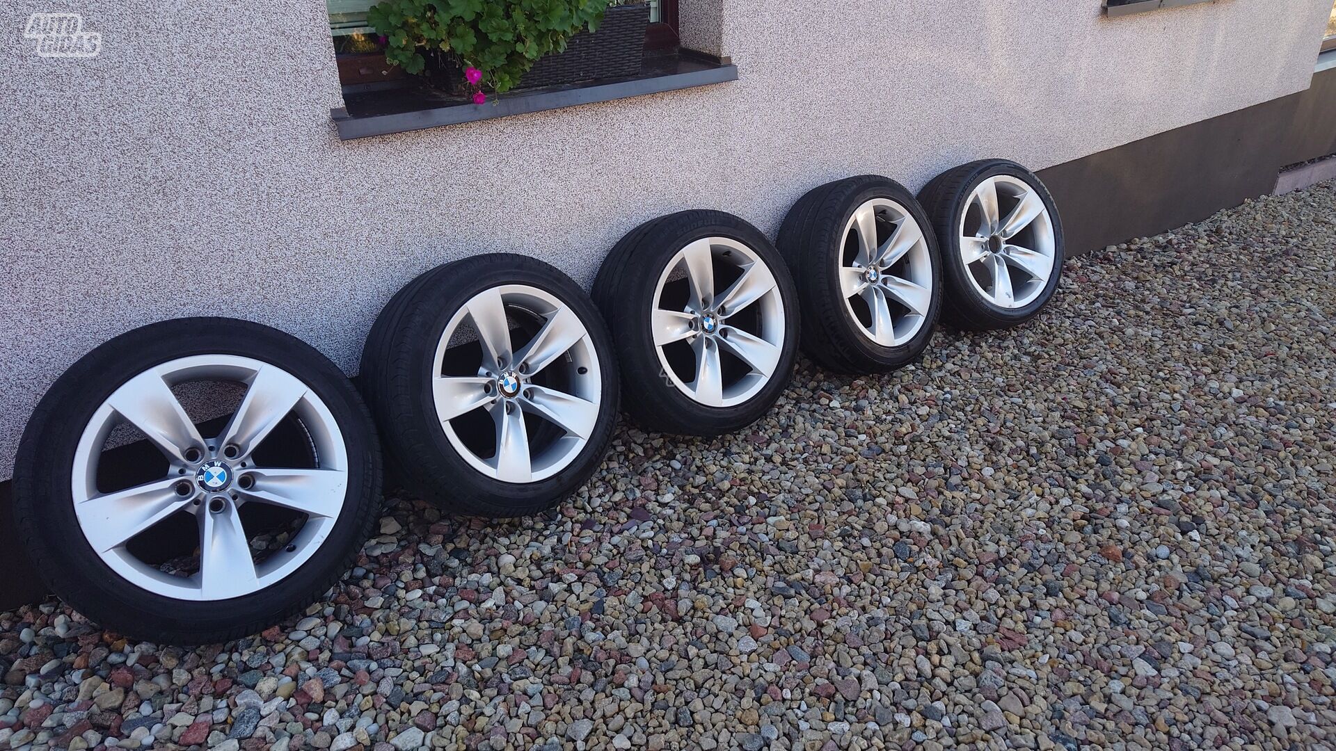 BMW light alloy R18 rims