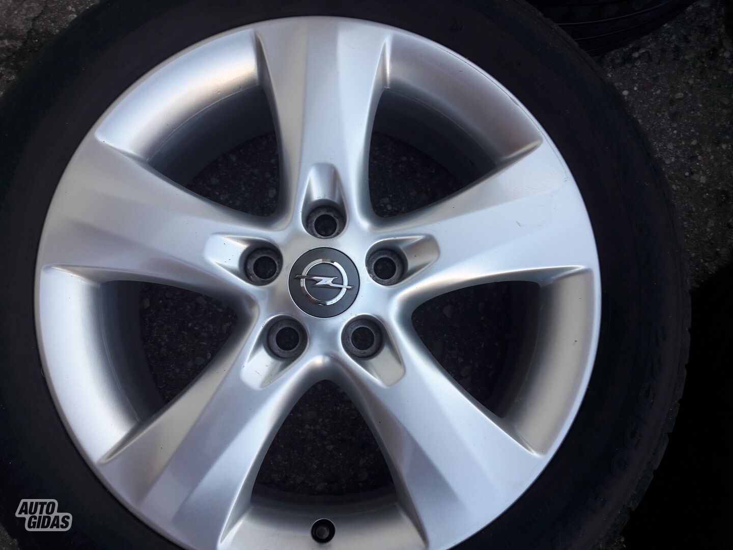 Light alloy R17 rims