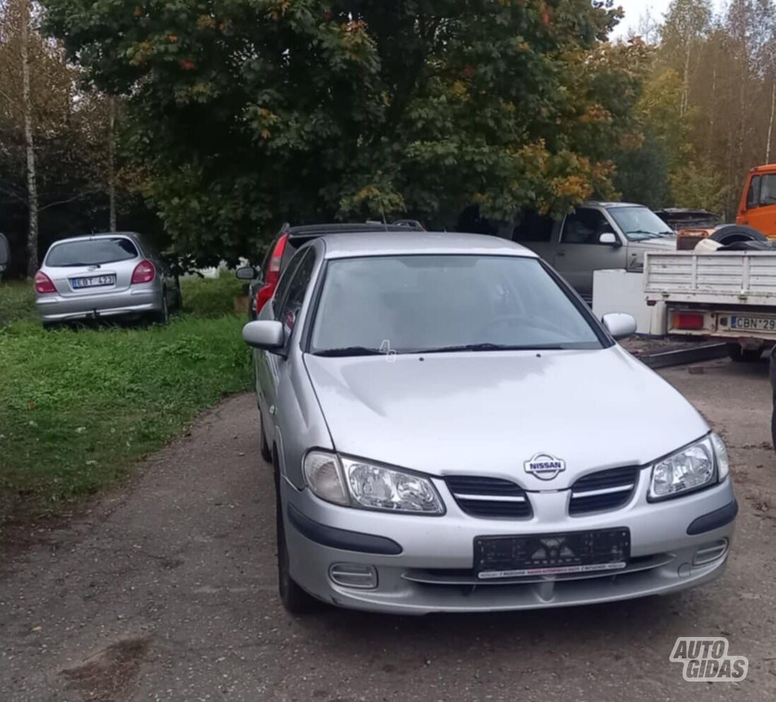 Nissan Almera I 2000 y