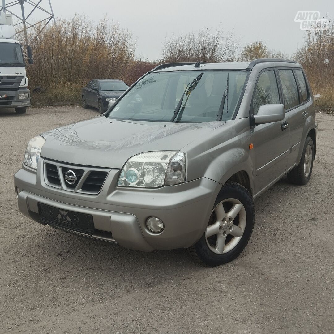 Nissan X-Trail 2003 y Off-road / Crossover