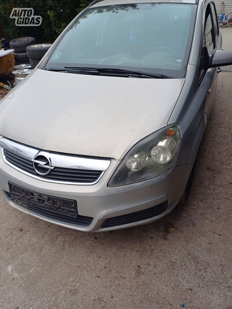 Opel Zafira 2005 m dalys