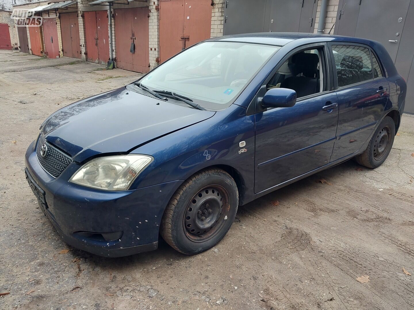 Toyota Corolla IX 2004 y parts