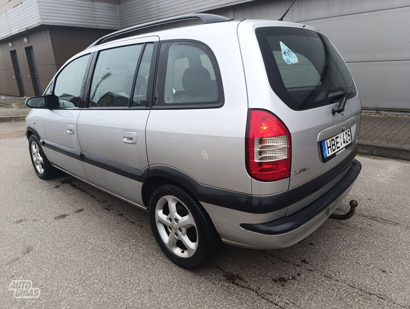 Opel Zafira 2003 г Хэтчбек