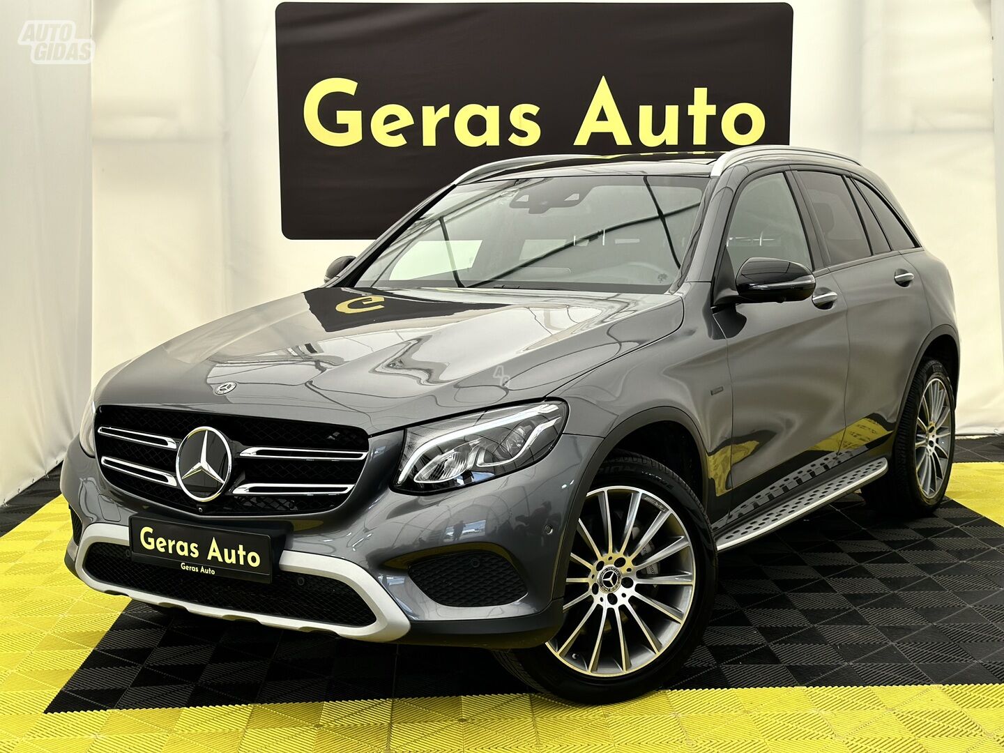 Mercedes-Benz GLC 350 2019 г Внедорожник / Кроссовер