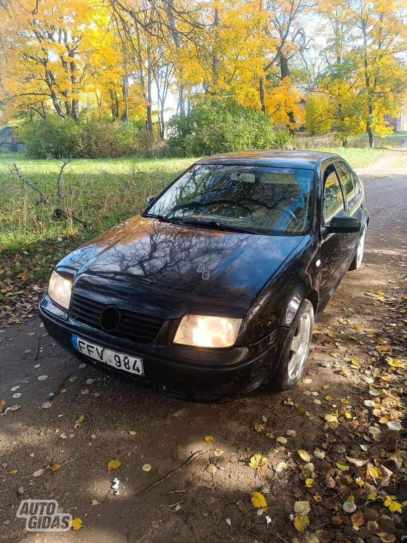 Volkswagen Bora 2001 г запчясти