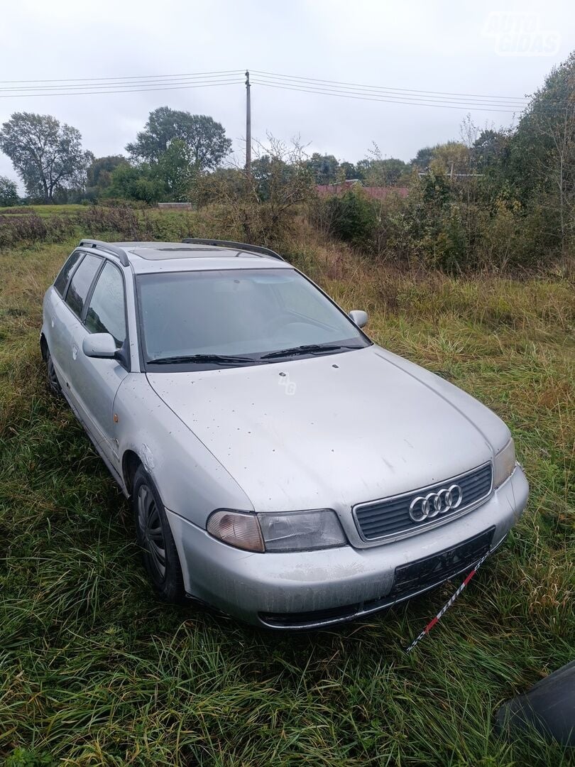 Audi A4 B5 1996 г запчясти