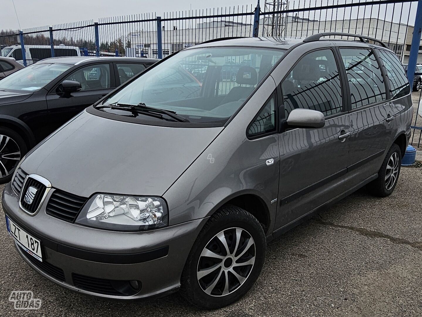 Seat Alhambra 2008 г Минивэн