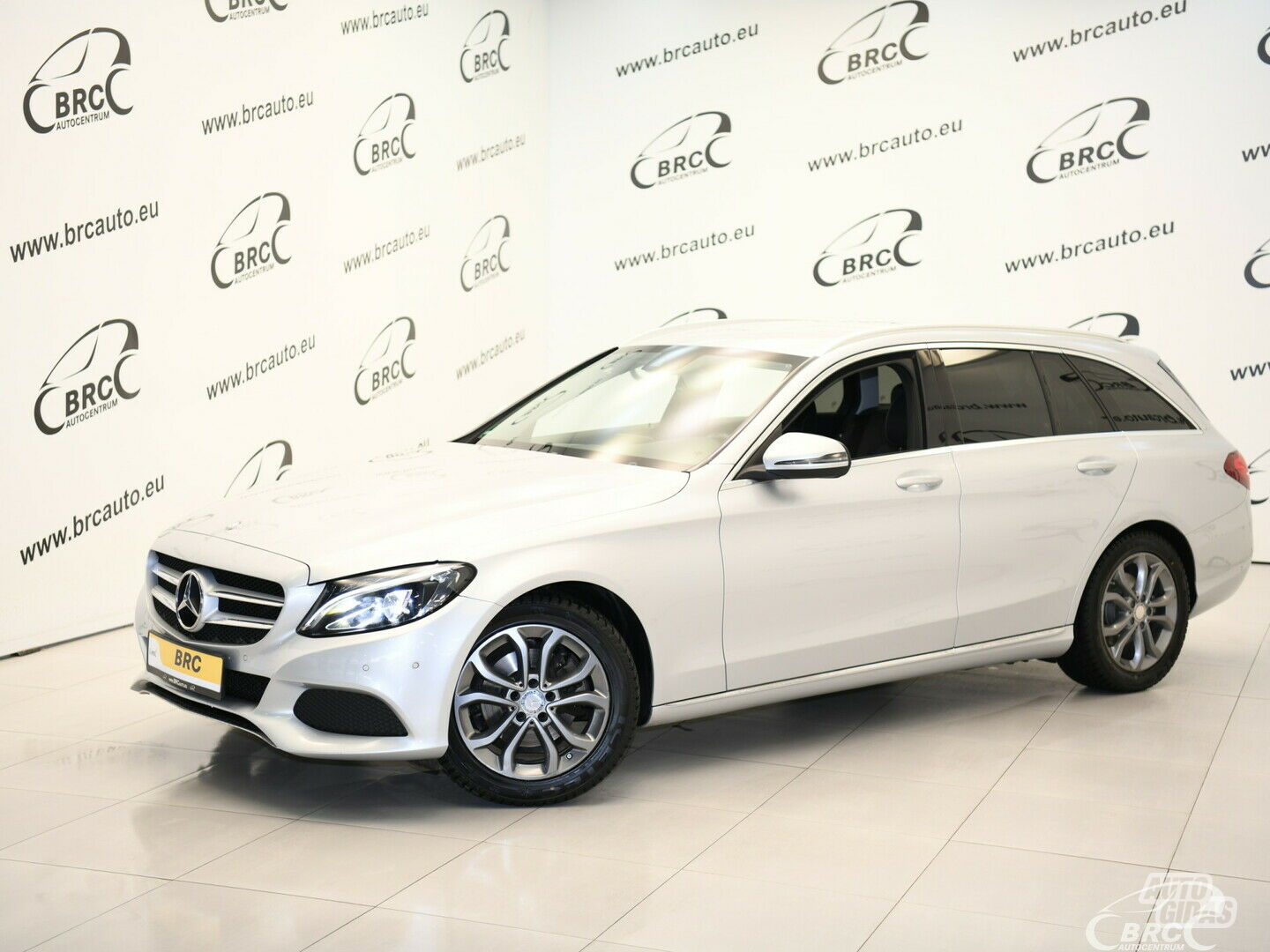 Mercedes-Benz C 220 T CDI Automatas 2015 y