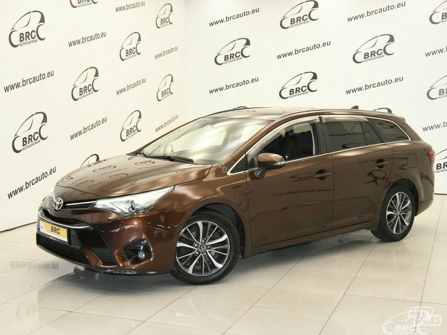 Toyota Avensis 2.0 VVT-i Automatas 2015 y