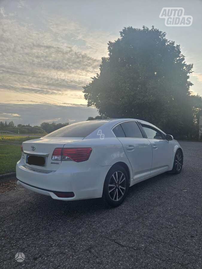 Toyota Avensis 2014 m Sedanas