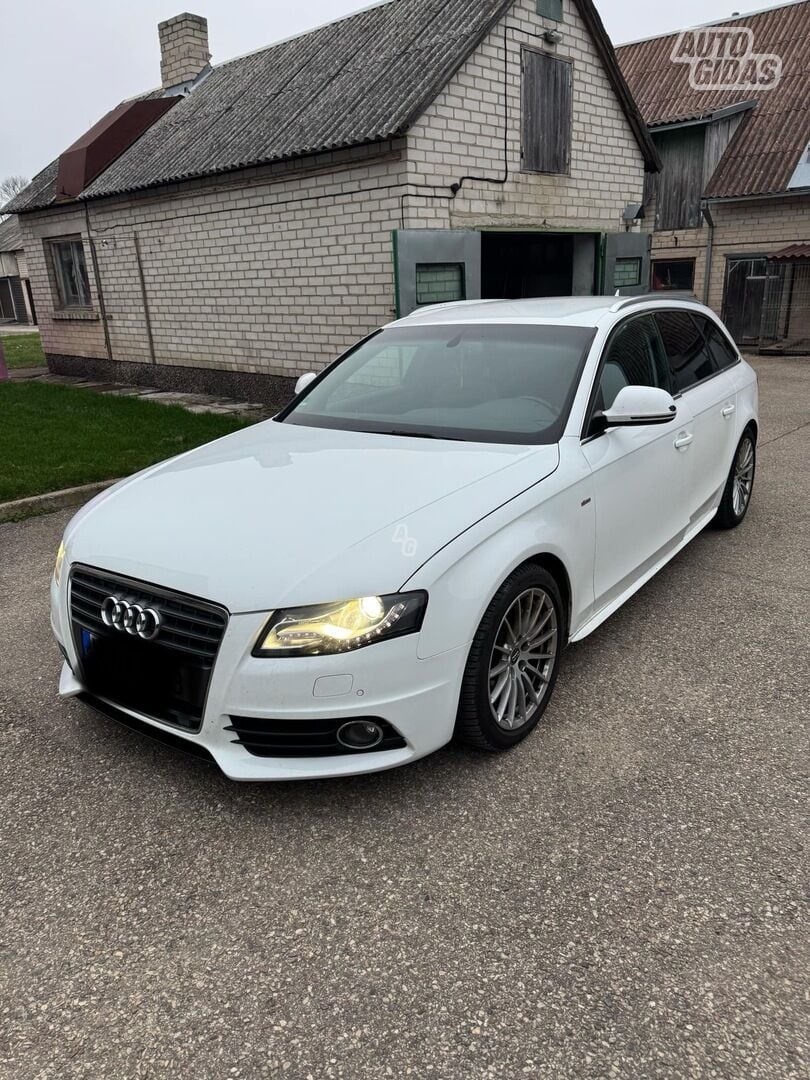 Audi A4 B8 2009 y