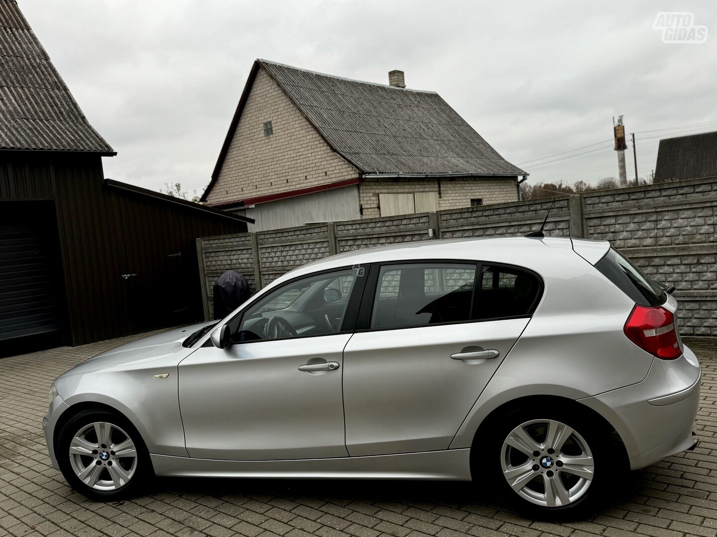 Bmw 120 2005 г Хэтчбек