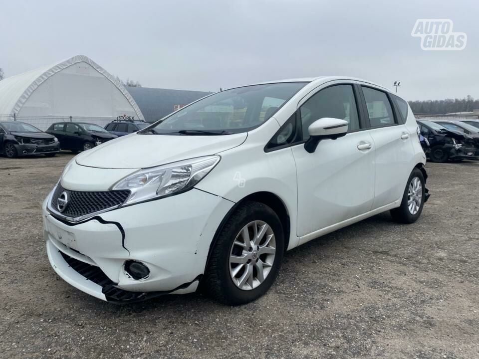 Nissan Note 2014 y Hatchback