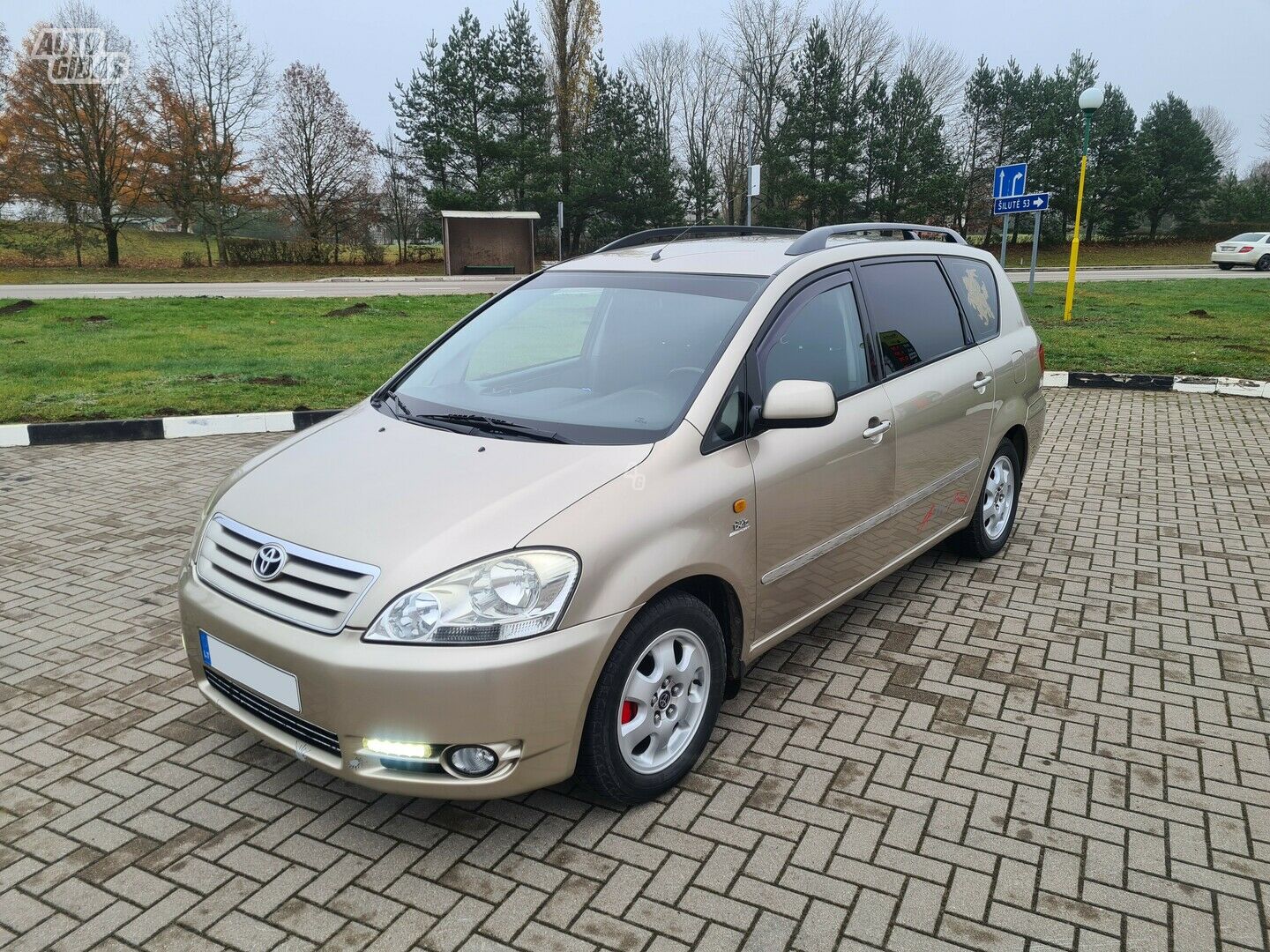 Toyota Avensis Verso 2002 y Wagon