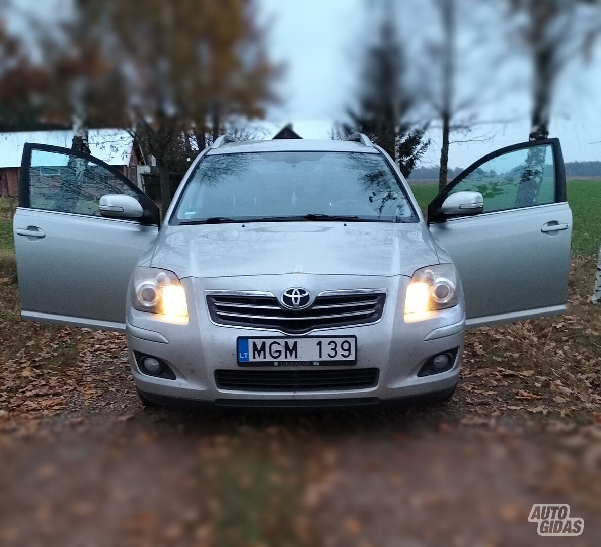 Toyota Avensis II 2008 y