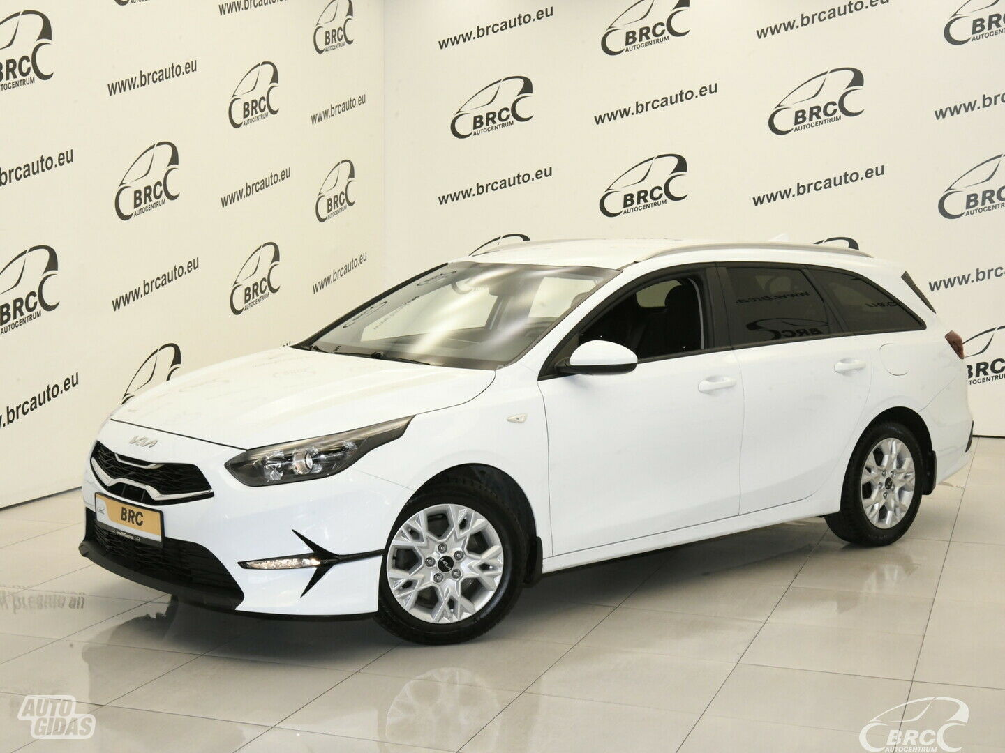 Kia Cee'd 1.0 T-GDI 2022 y