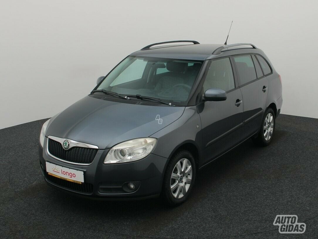 Skoda Fabia 2010 m Universalas