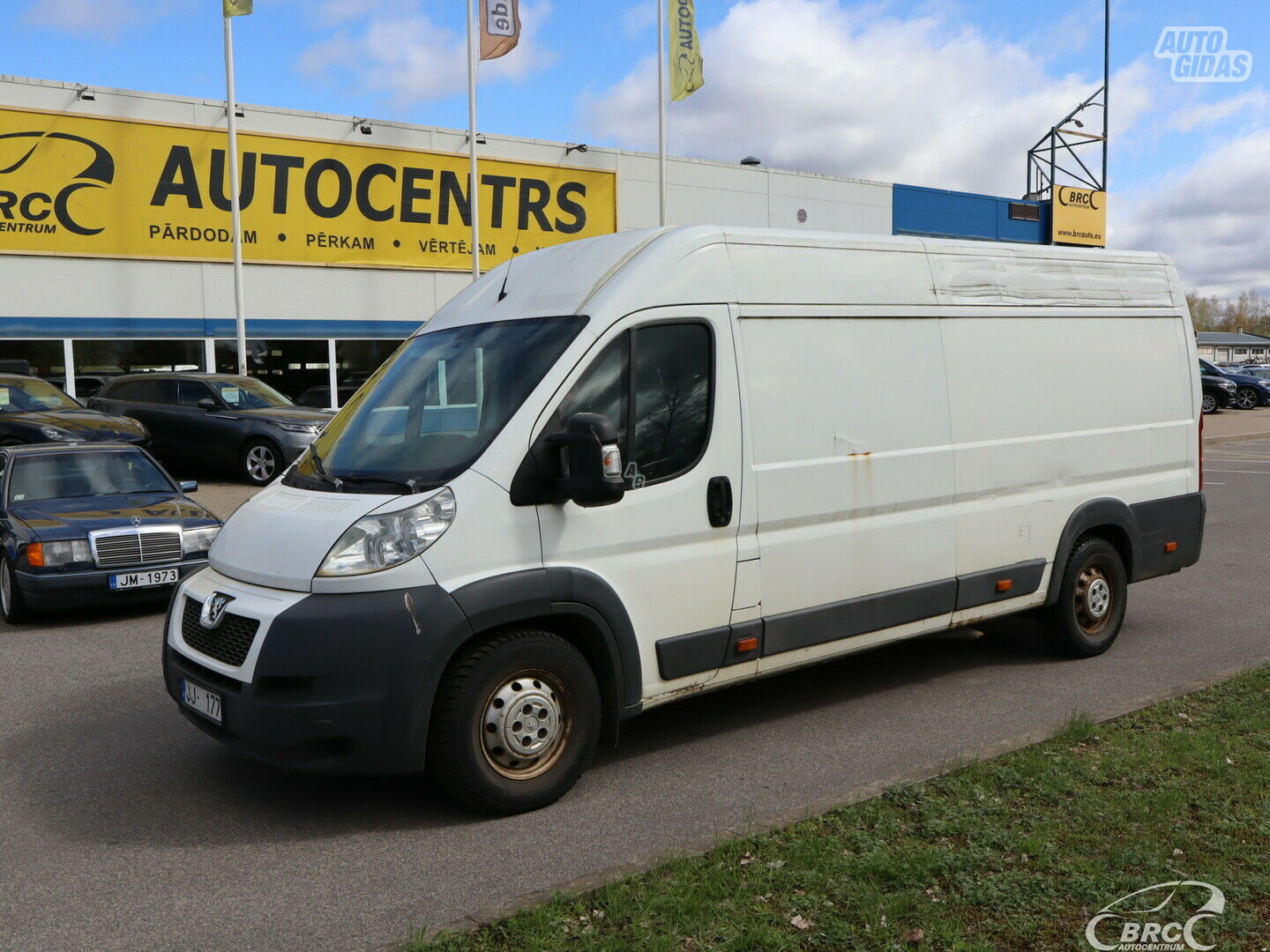 Peugeot Boxer 2013 m Komercinis auto(su būda)