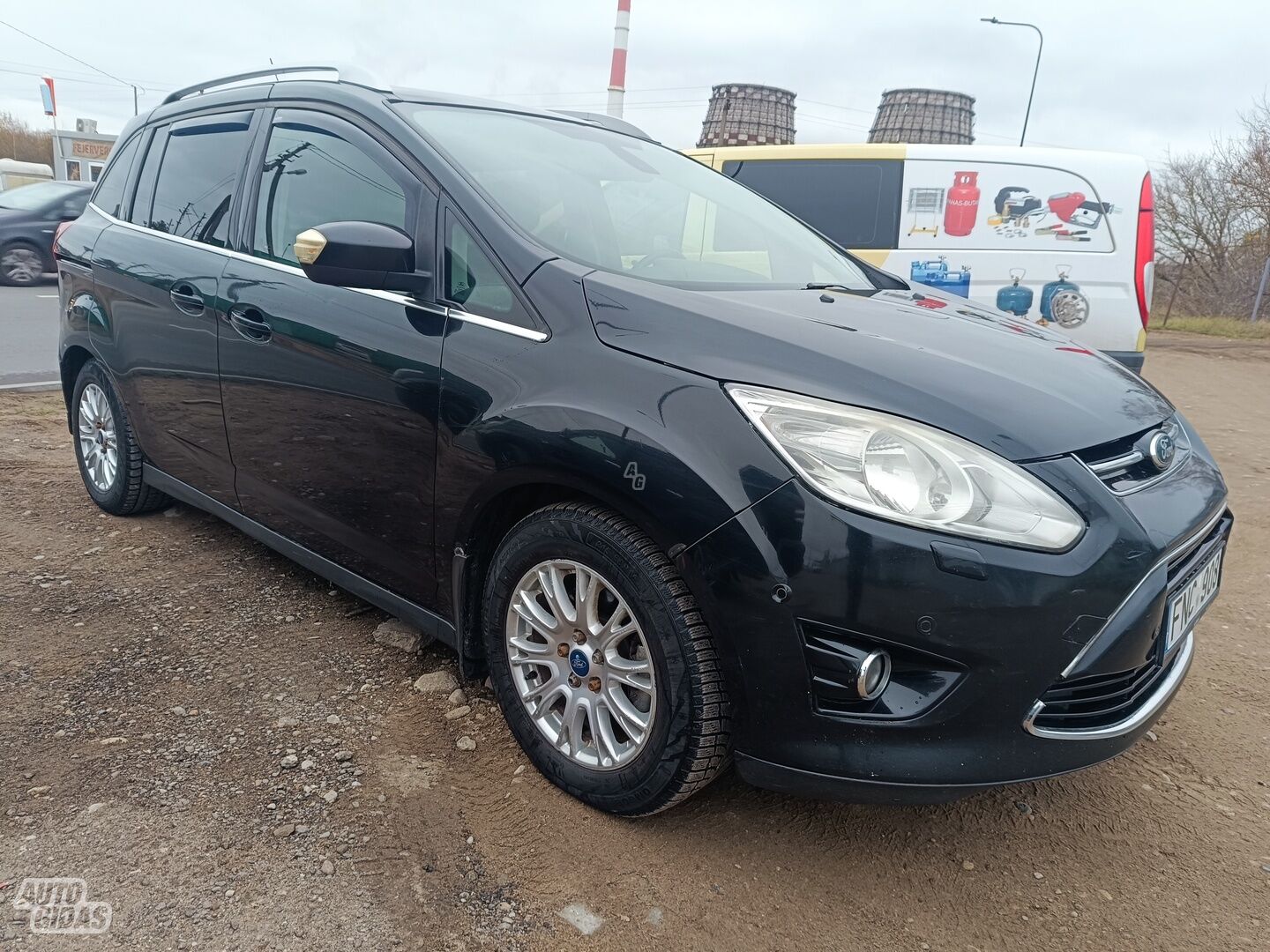 Ford Grand C-MAX 2012 y Hatchback