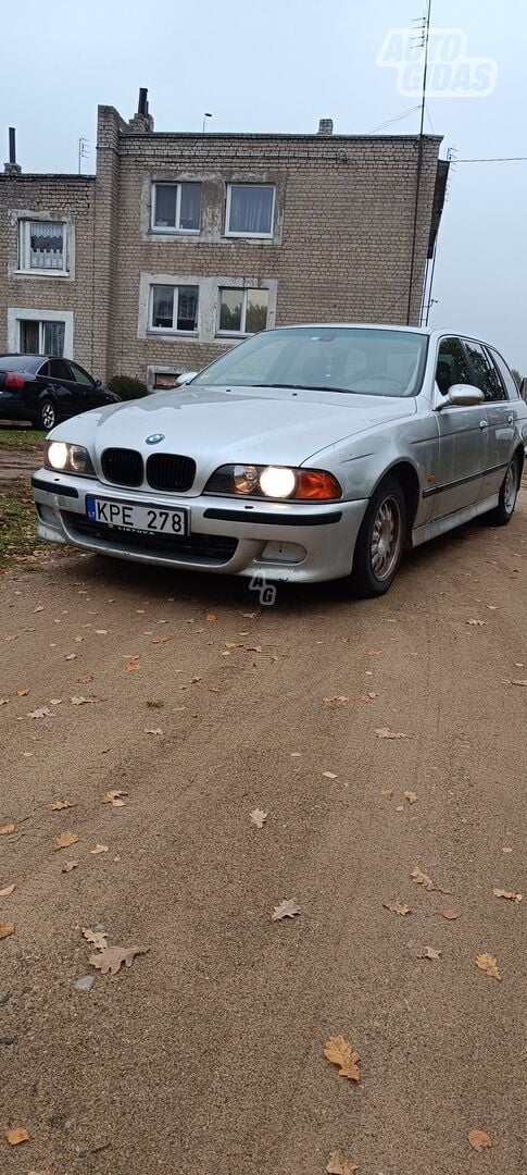 Bmw 525 E39 2000 y