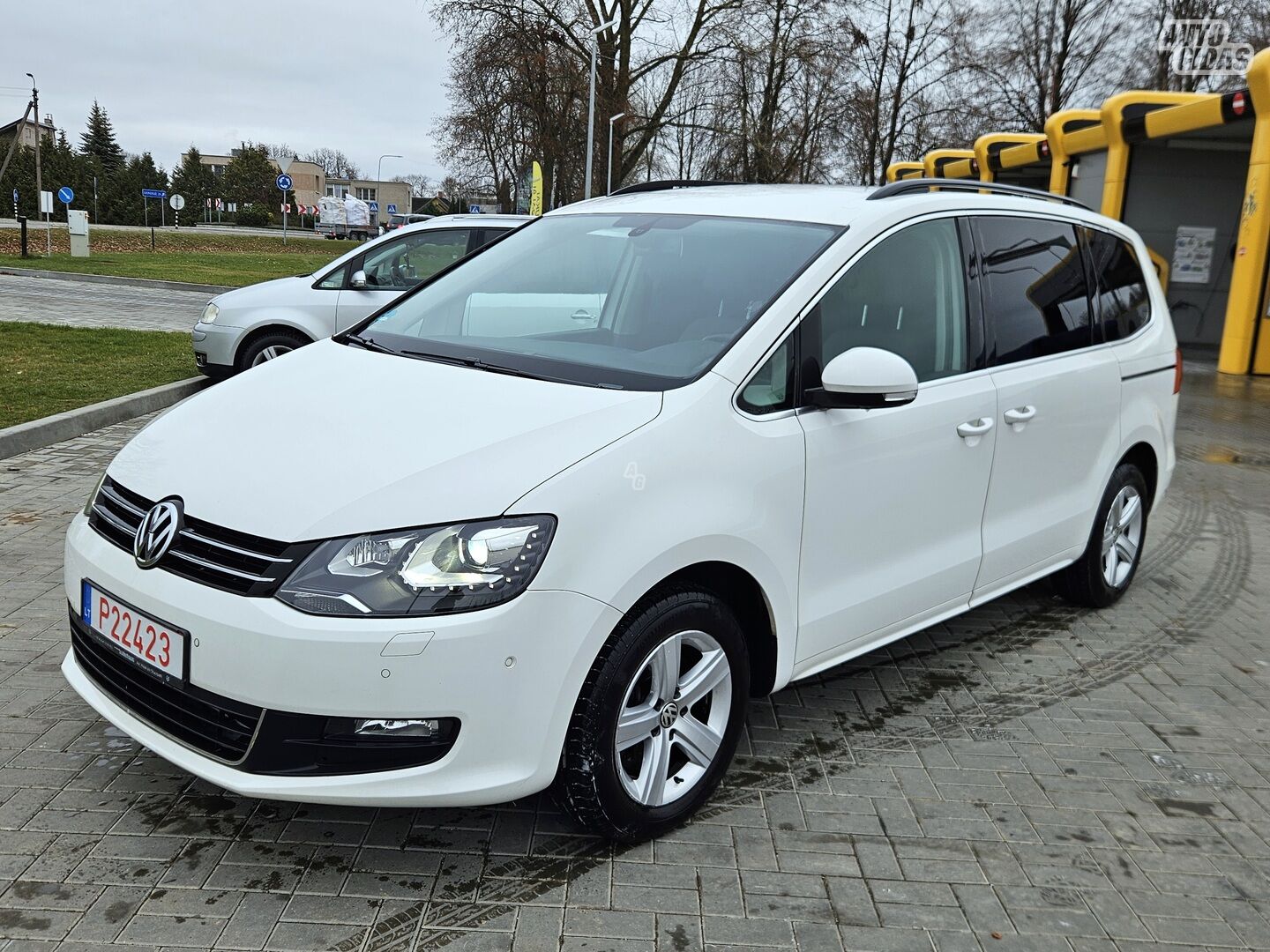 Volkswagen Sharan II TDI 4 MOTION 2011 г