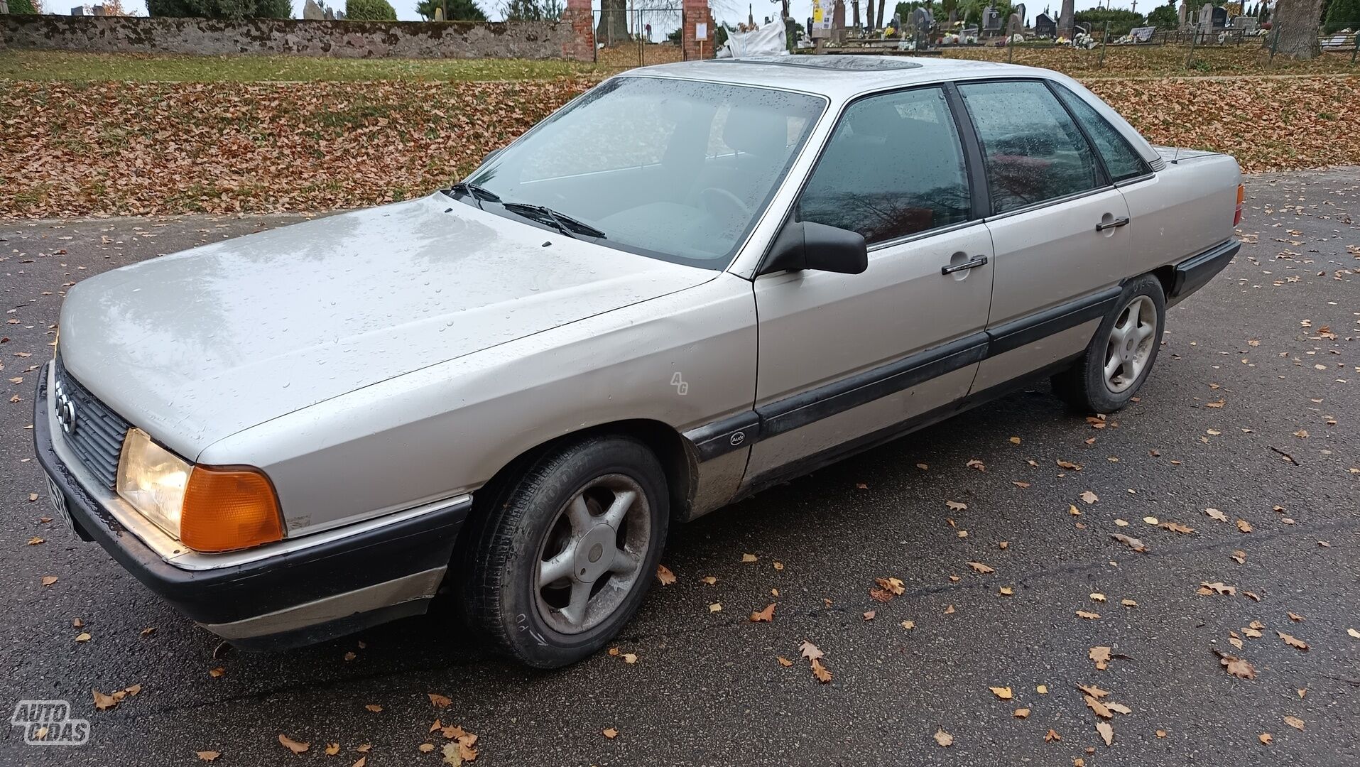 Audi 100 1986 г Седан