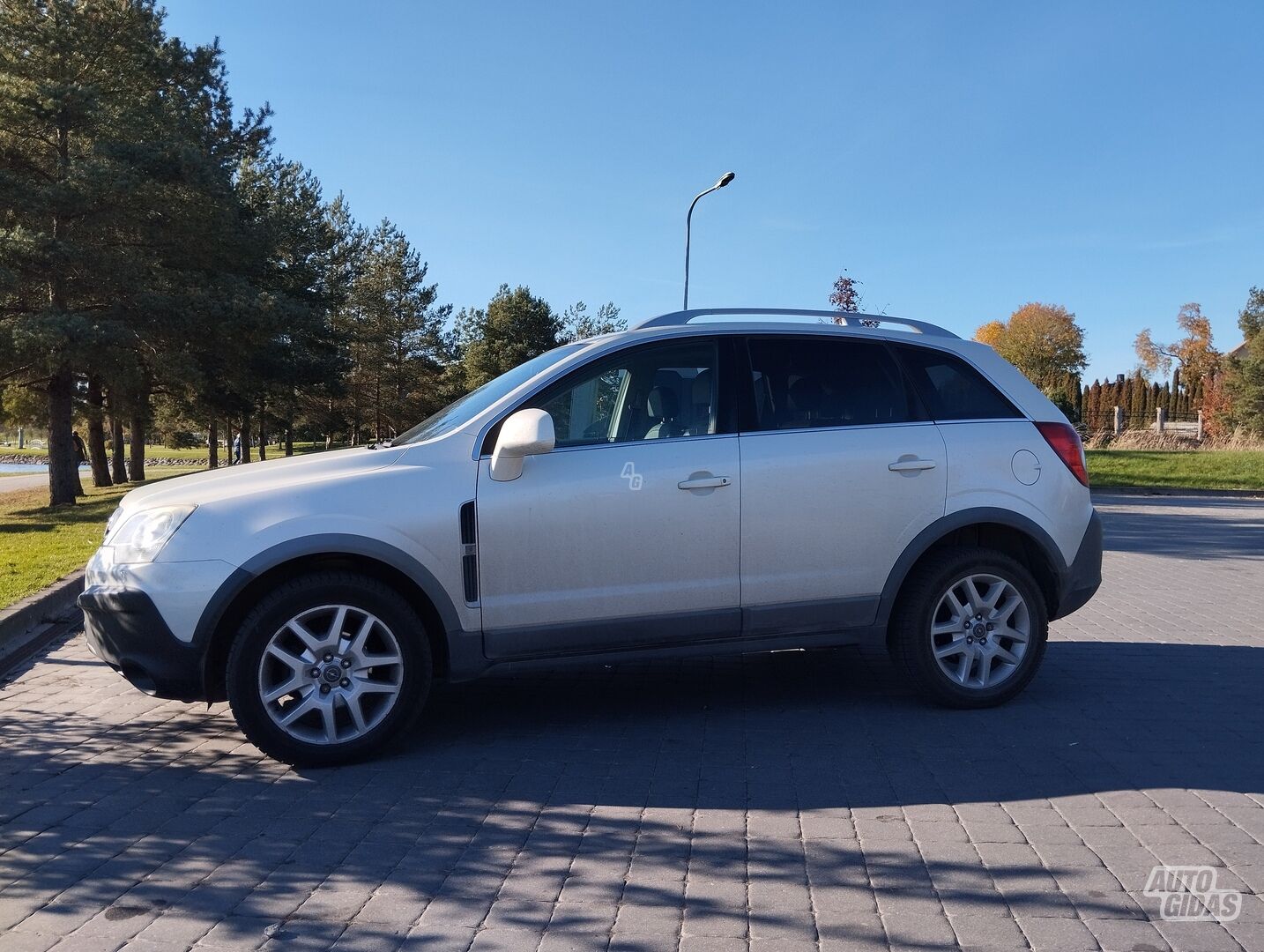 Opel Antara 2010 y Off-road / Crossover