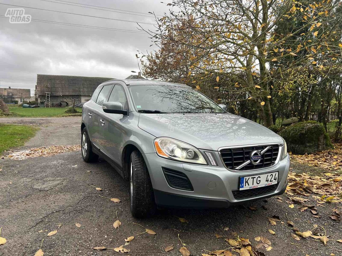 Volvo XC60 2010 y Off-road / Crossover