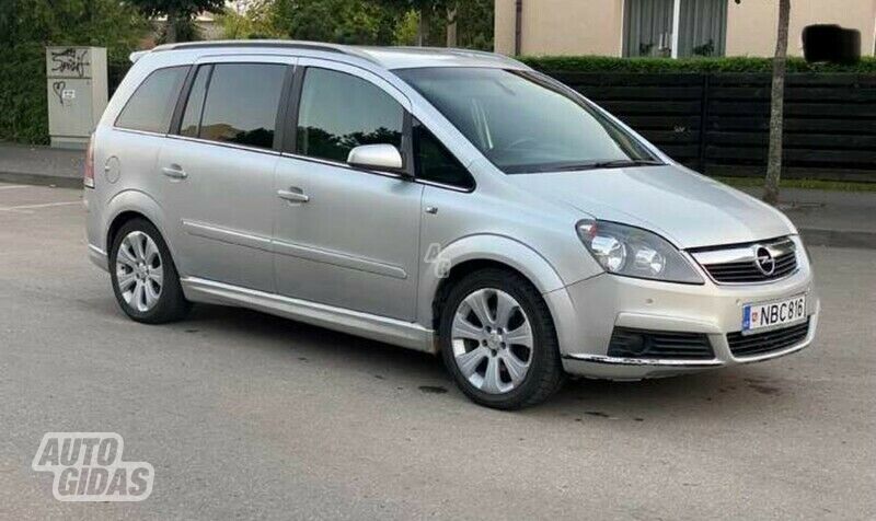 Opel Zafira 2005 y Van