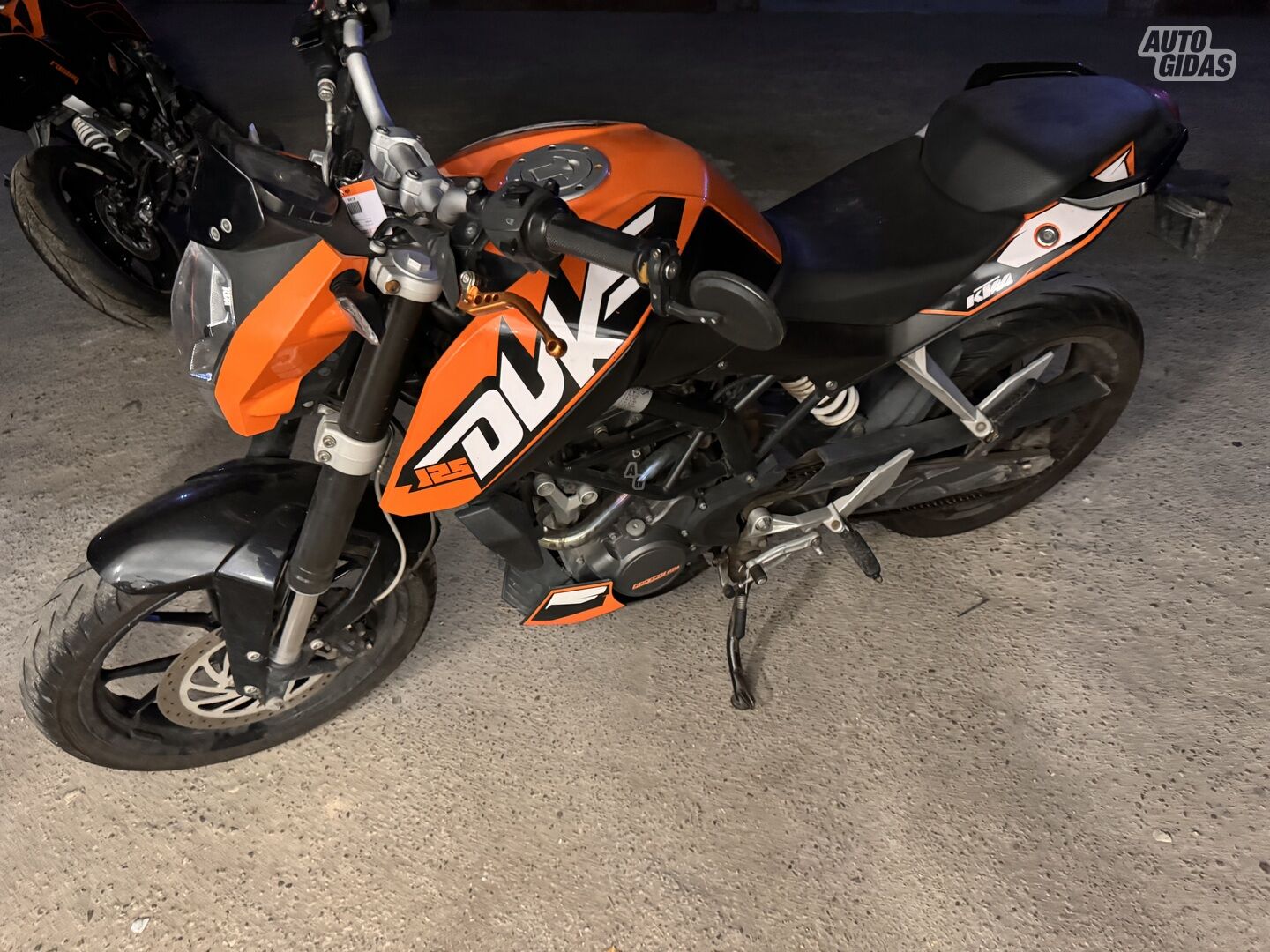 KTM Duke 2011 y Classical / Streetbike motorcycle