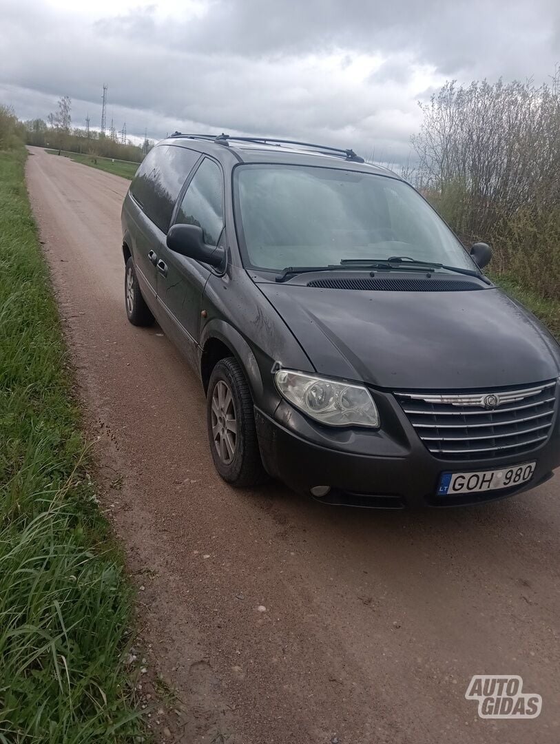 Chrysler Grand Voyager 2005 y Van