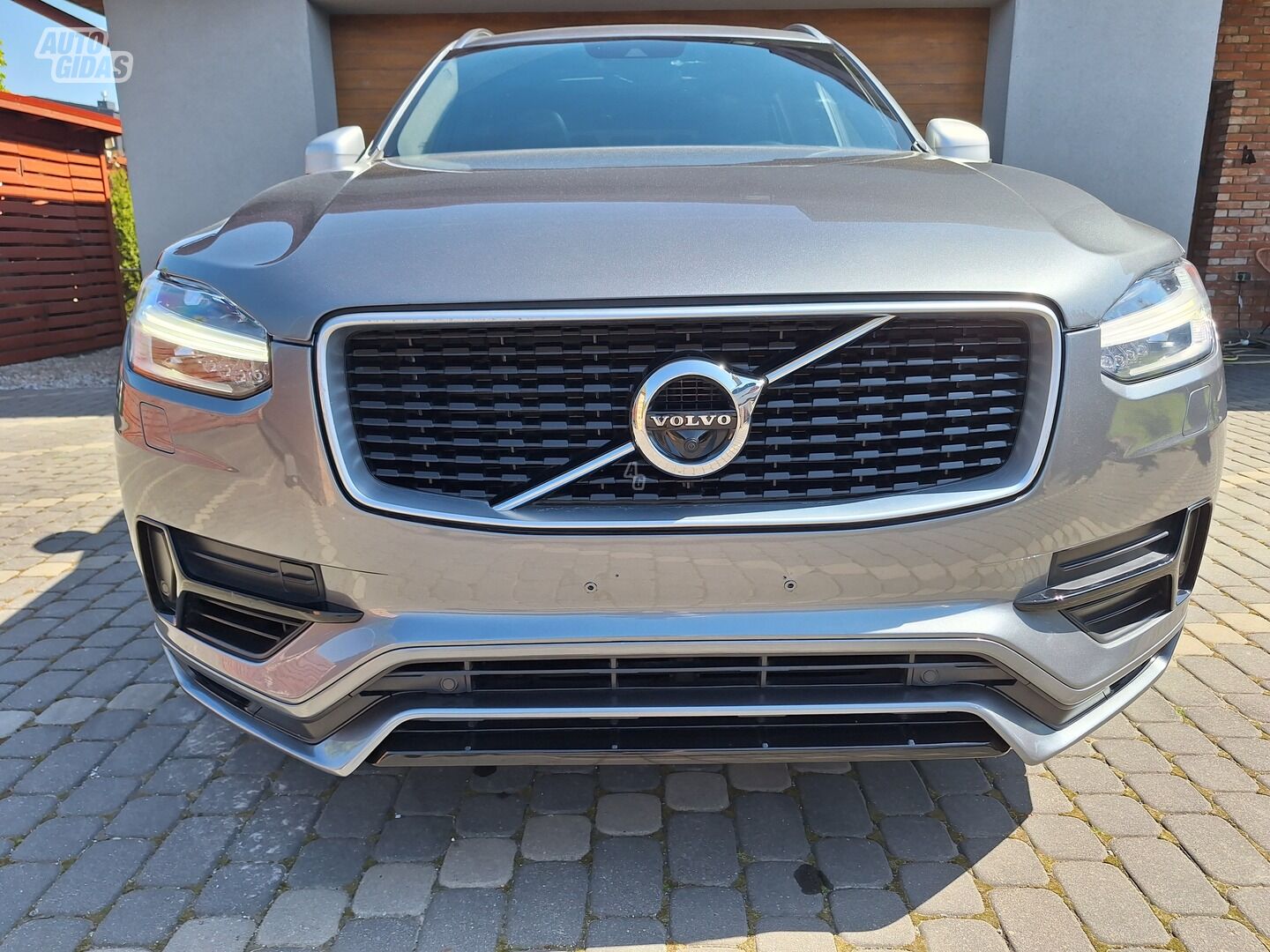 Volvo XC90 II 2017 y