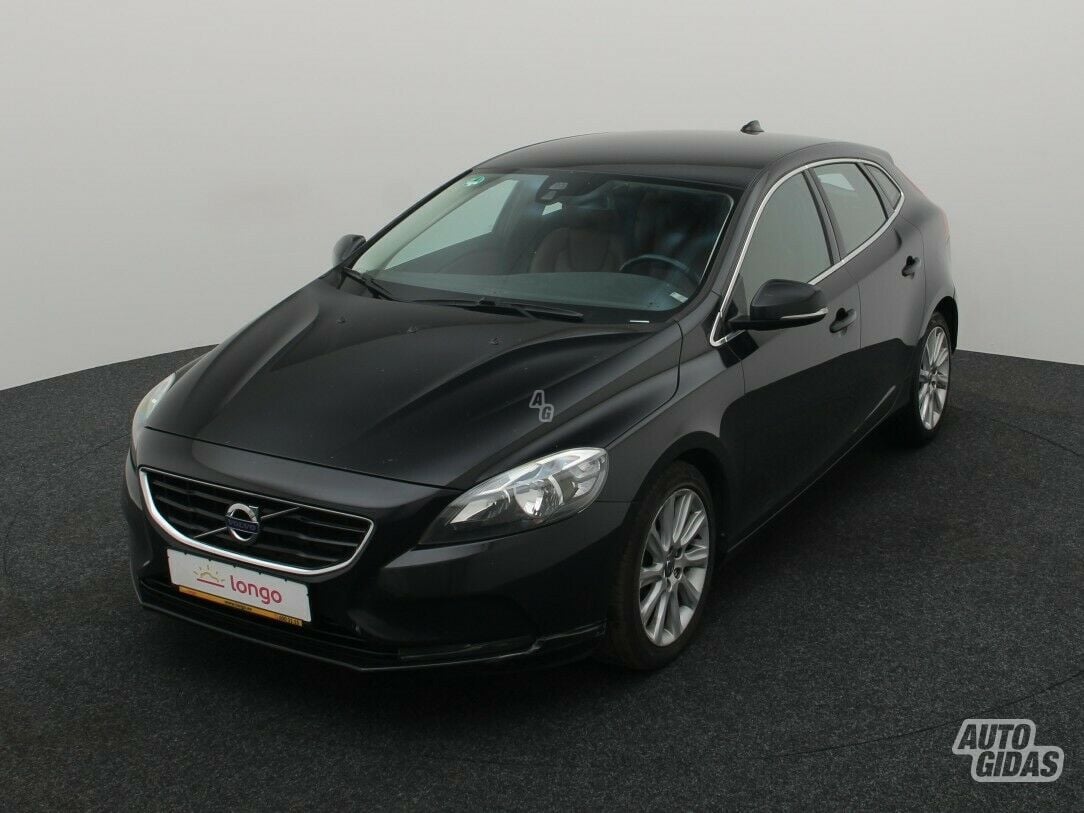 Volvo V40 2014 г Хэтчбек