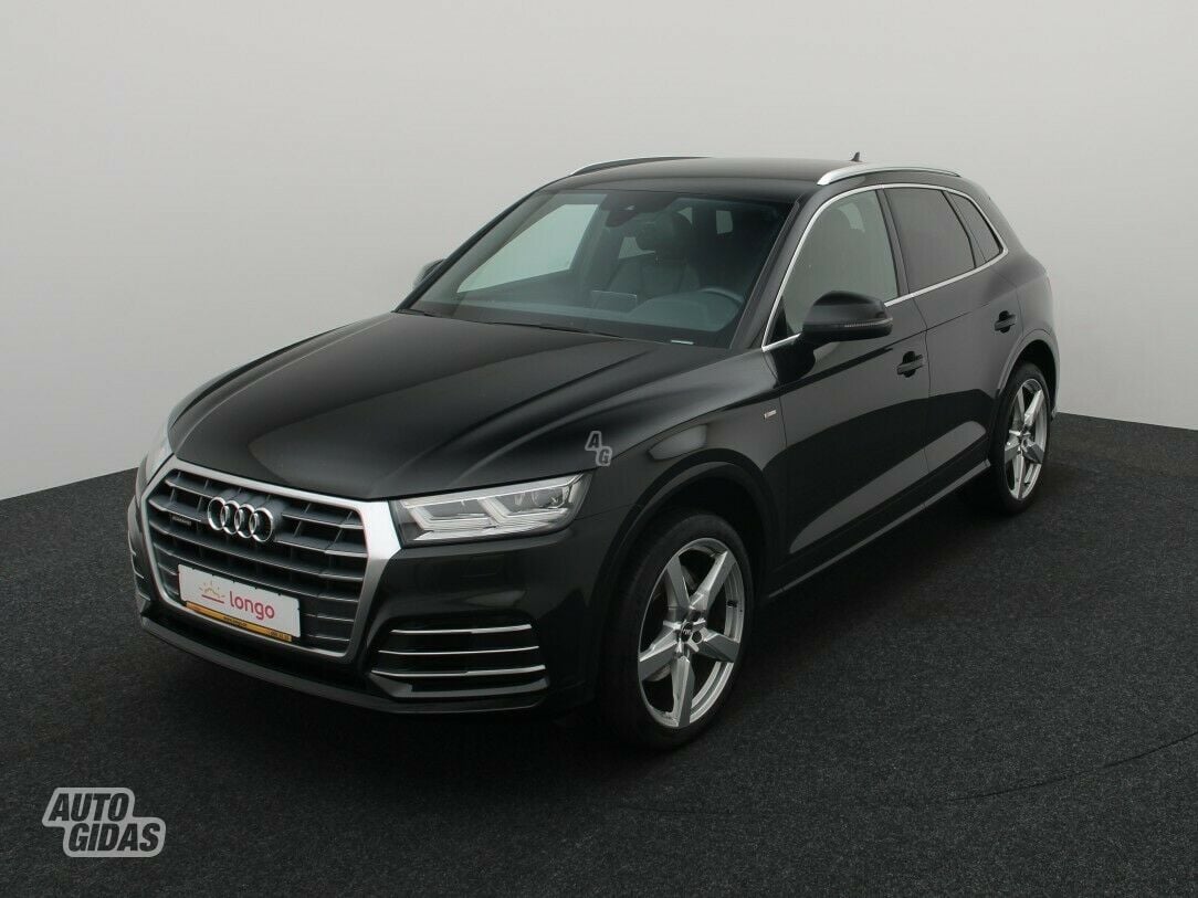 Audi Q5 2019 y Off-road / Crossover