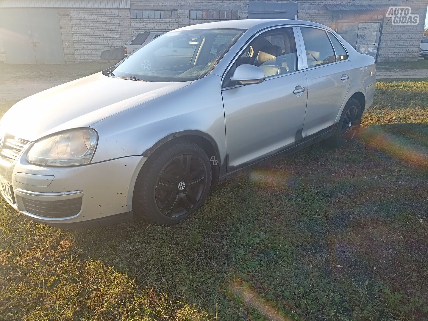 Volkswagen Jetta V 2006 y