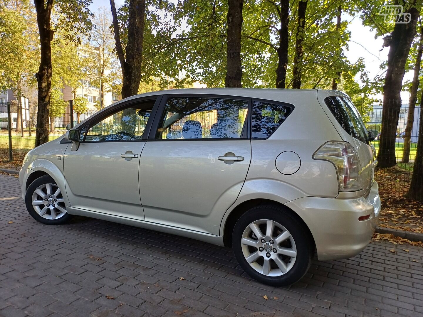 Toyota Corolla Verso 2005 y Van