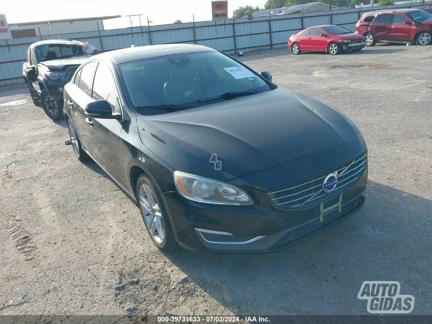 Volvo S60 II 2015 y