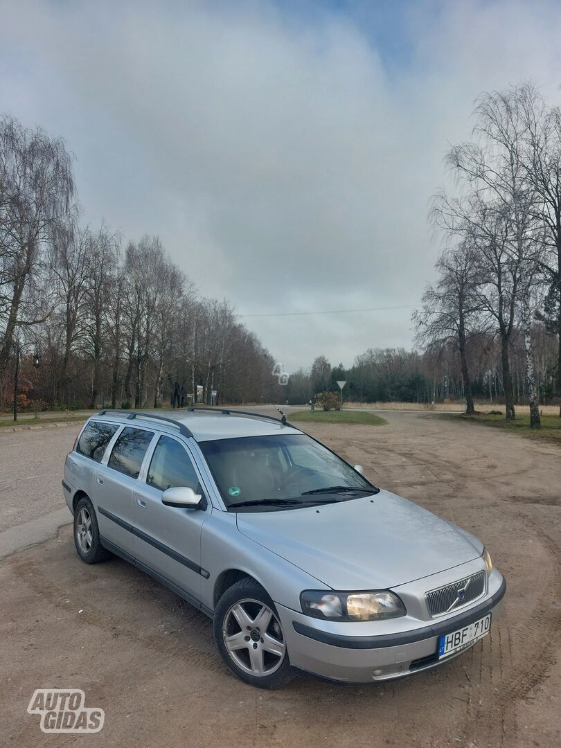 Volvo V70 II 2001 y