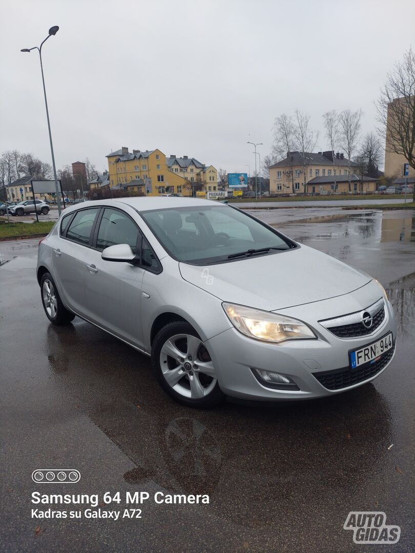 Opel Astra Cdti 2012 m