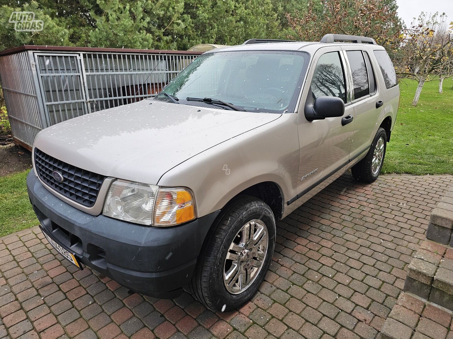 Ford Explorer 2005 г Внедорожник / Кроссовер